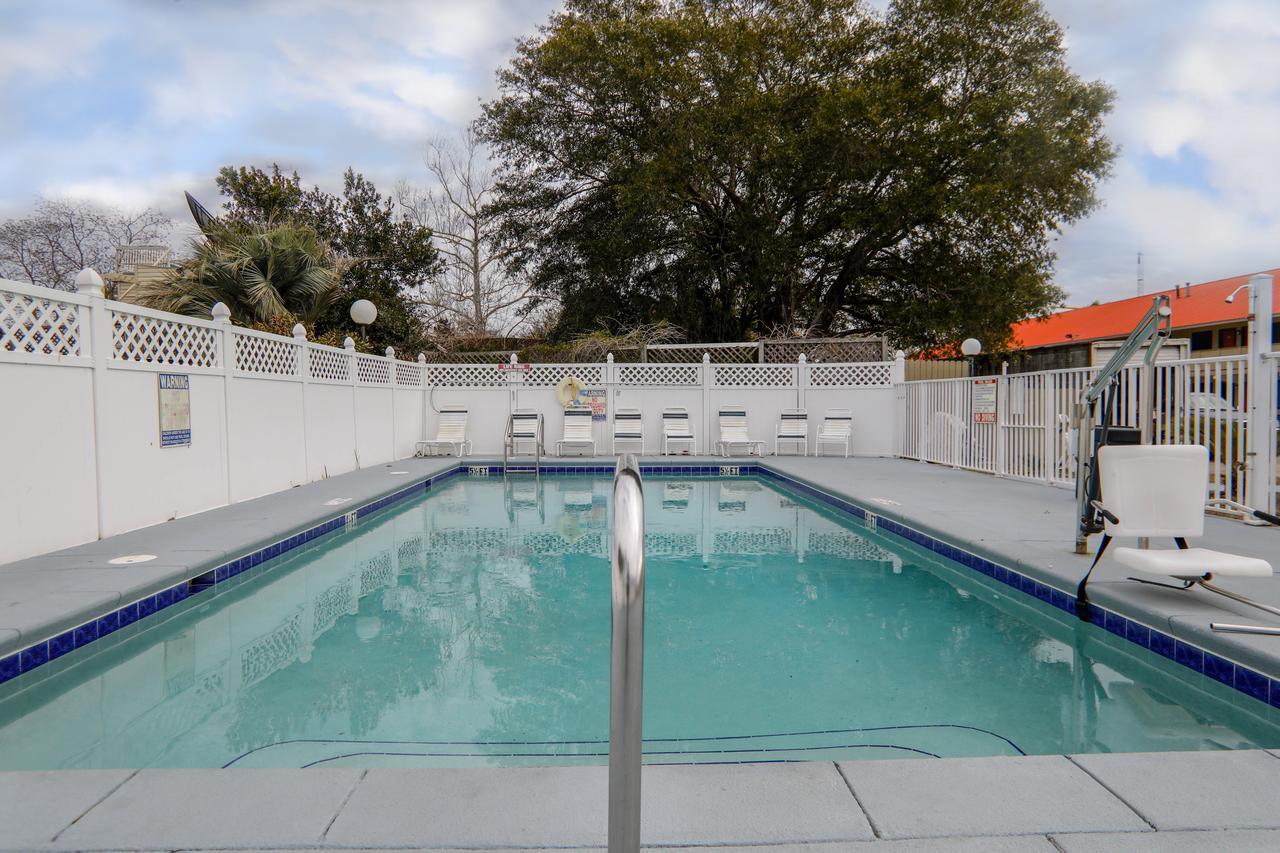 Executive Inn - Panama City Beach Upper Grand Lagoon Exterior foto